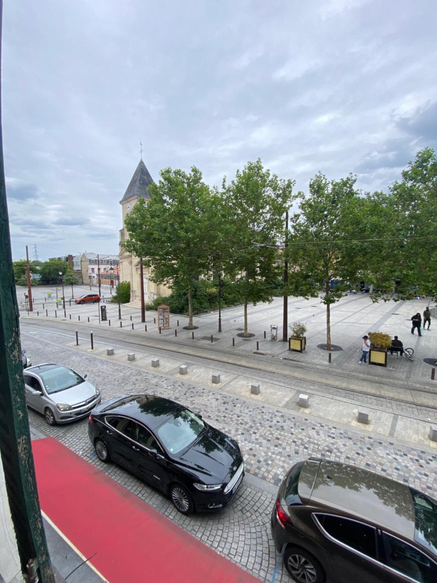 Balcon De Paris Apartment Женвил Екстериор снимка