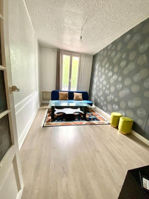 Balcon De Paris Apartment Женвил Екстериор снимка